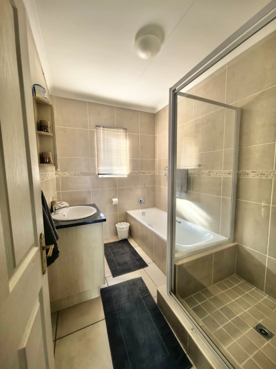 2 Bedroom Property for Sale in Marina Martinique Eastern Cape